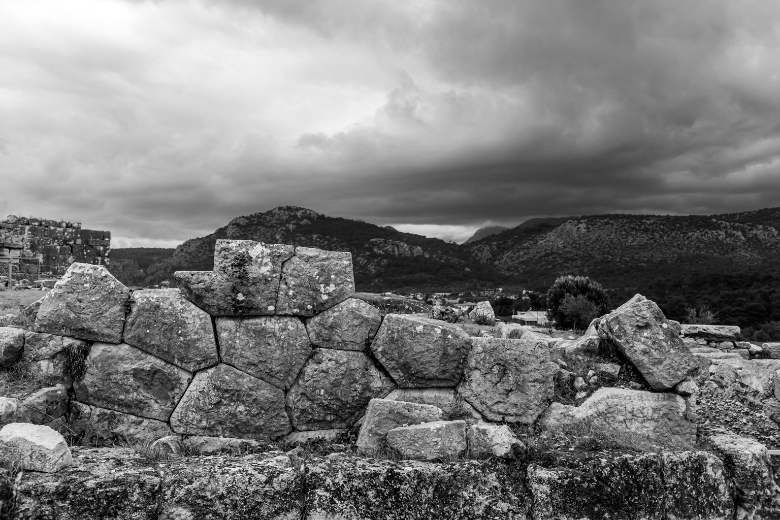 Architecture cathare : décrypter les châteaux des Pyrénées — Conseils pratiques pour les passionnés d'histoire