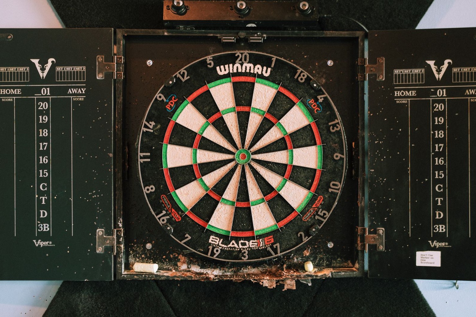 Les jeux traditionnels occitans : fléchettes, pelote et autres divertissements populaires — Transmission culturelle et r